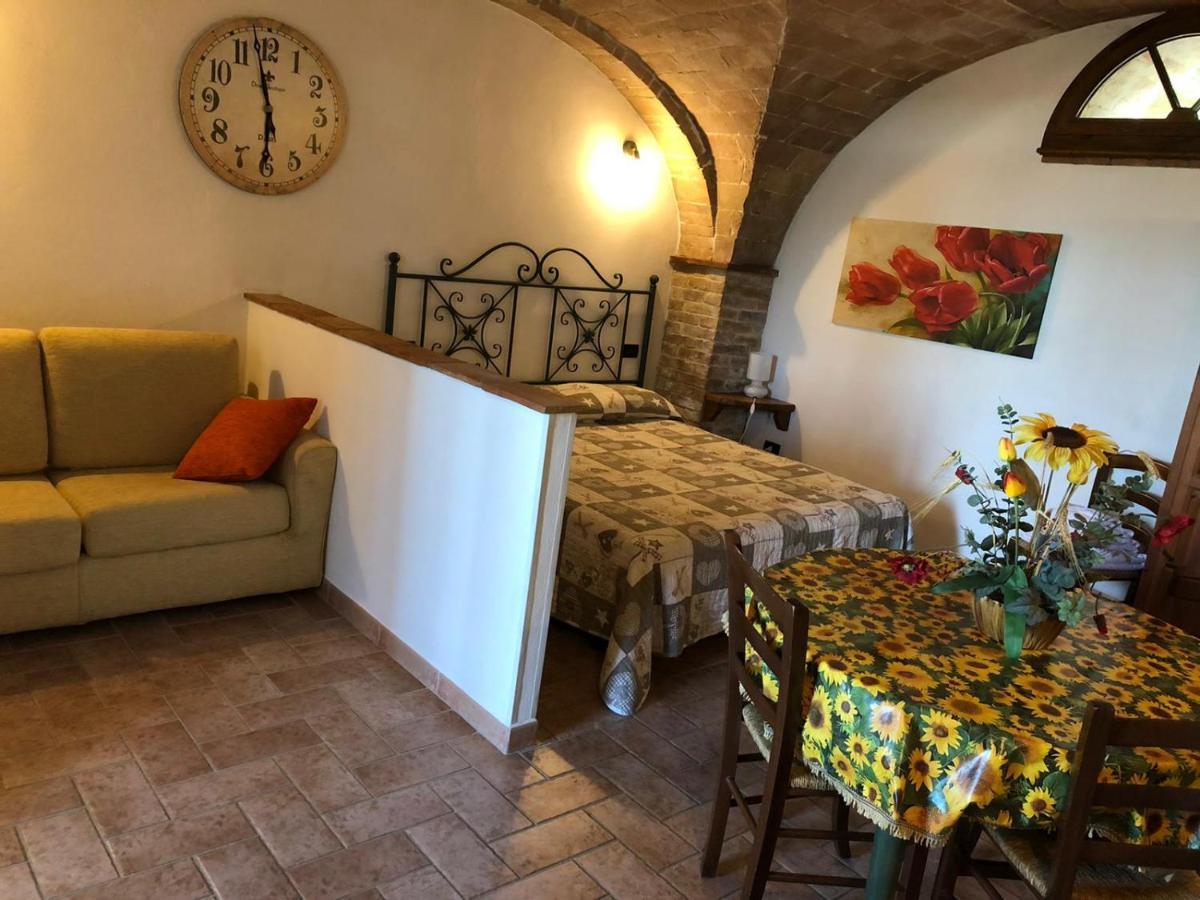 Agriturismo Casale Giulia Volterra Extérieur photo