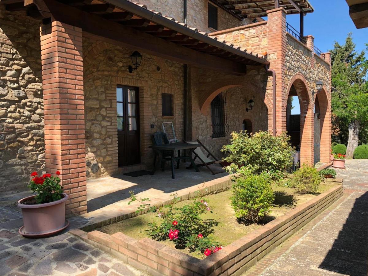 Agriturismo Casale Giulia Volterra Extérieur photo